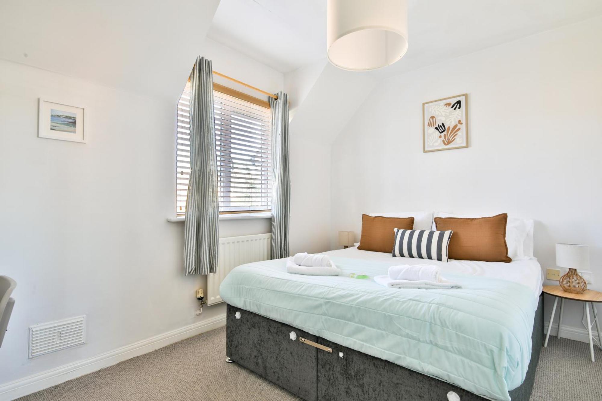Stayright 2 Bed Beach House With Private Parking- Next To Barry Beach And Jackson Bay Exterior foto